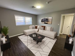 1301 N 49th Ave #2, Omaha, NE 68132