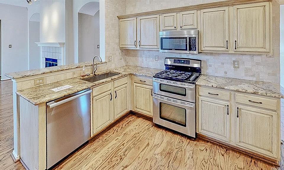 1st image of 11201 Amber Valley Dr