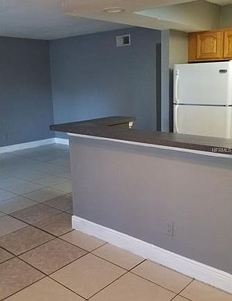 3rd image of 900 S Peninsula Dr APT 110
