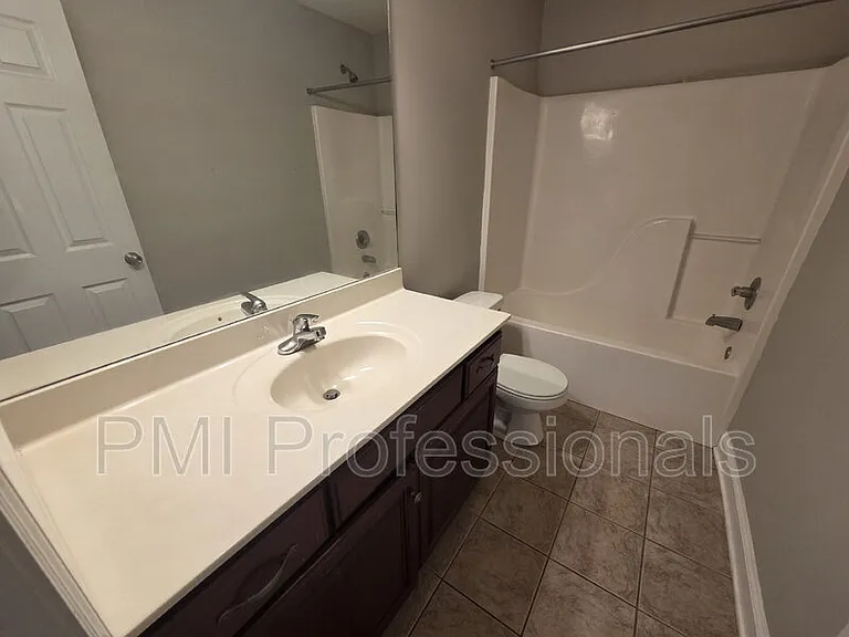 3606 Geneva Dr — Photo 15
