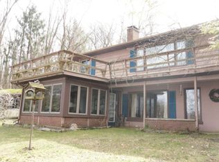 5840 Forest Beach Dr, Richland, MI