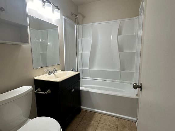 5th image of 9902 W Becher St #9902