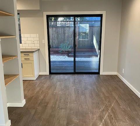 3rd image of 13910 Arnold Dr #1
