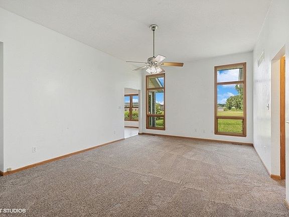 5th image of 403 Lake Lida Ln