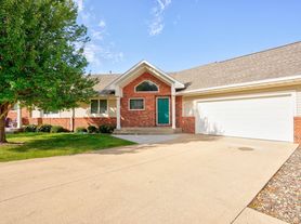 Woodridge Estates Townhomes