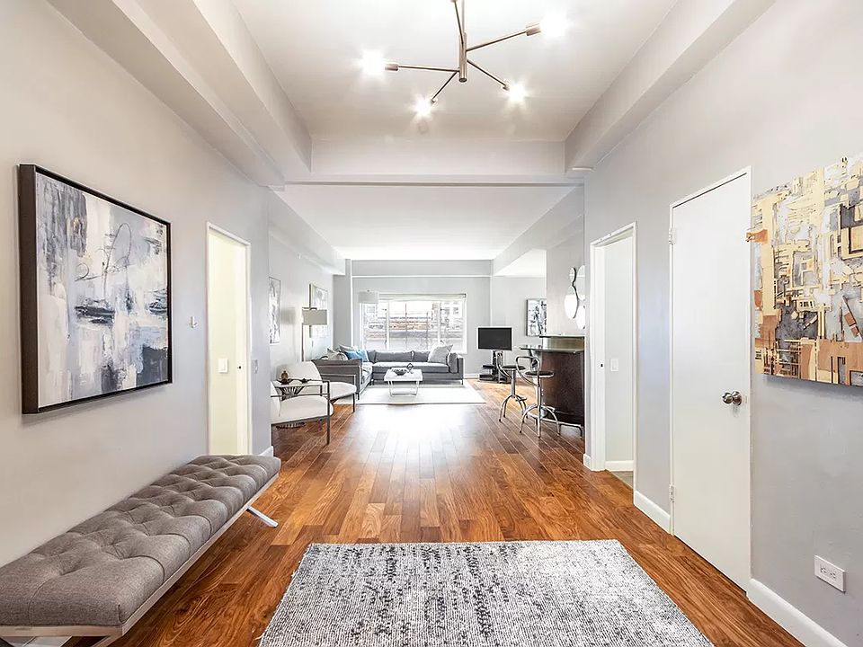 1st image of 200 E 57th St APT 15M