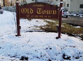 71 Lance Dr #71, Bridgeport, CT 06606