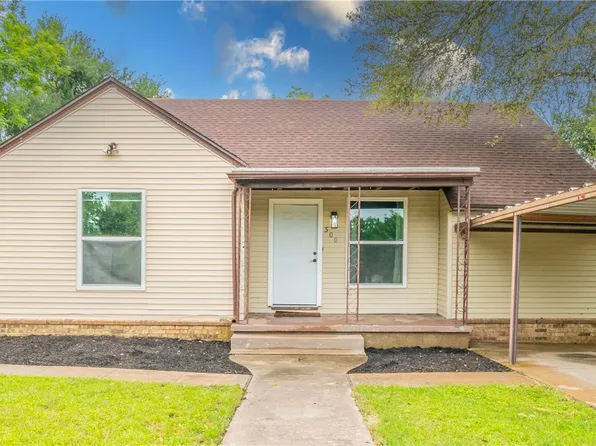 300 W Anders St, Marlin, TX 76661