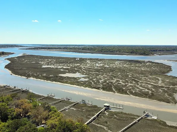 25 Partridge Cir, Beaufort, SC 29907