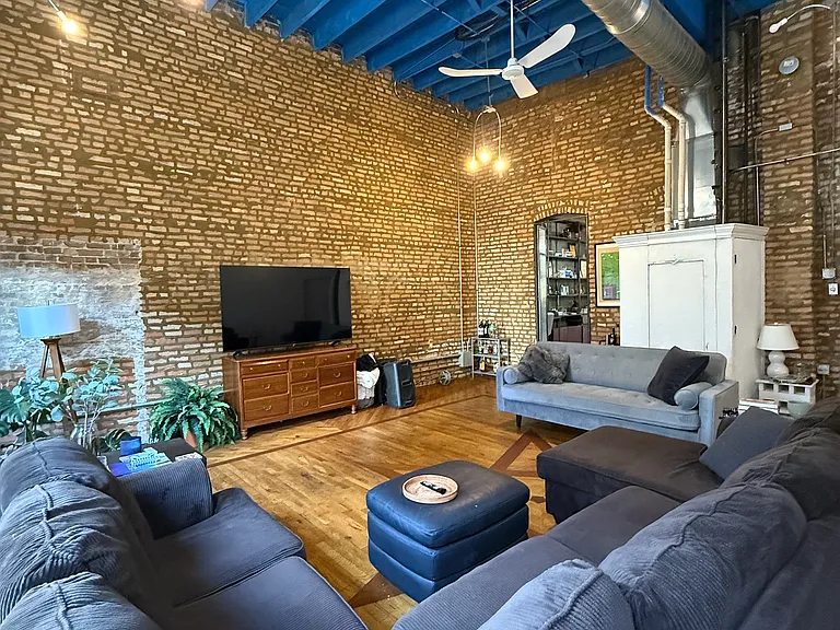 1111 W Randolph St #2 — Photo 18