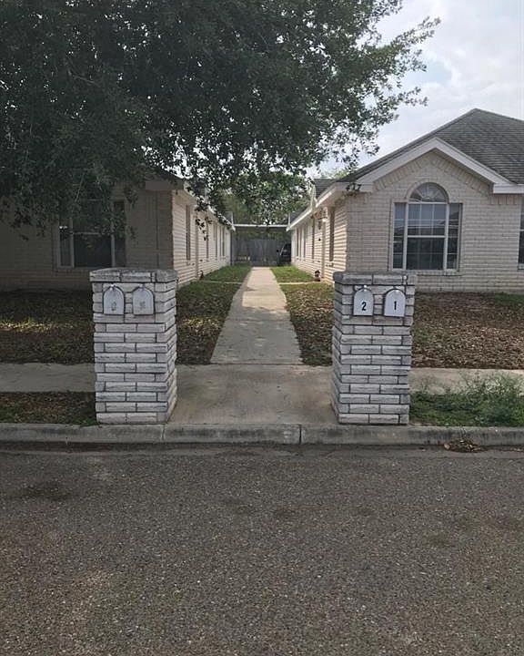 1st image of 417 La Mancha Dr #4