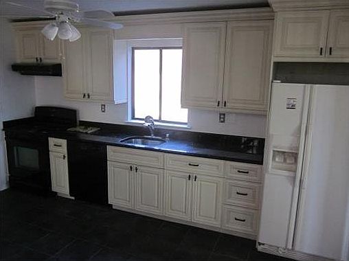 2nd image of 520 Westgate Dr #520