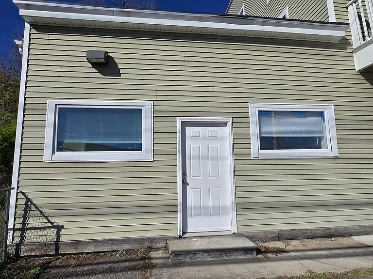 6 Main St #1 — Photo 1