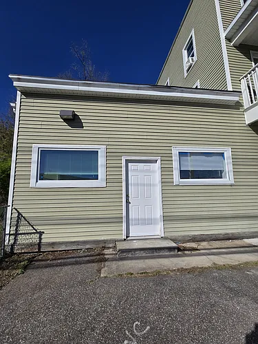 6 Main St Photo 1