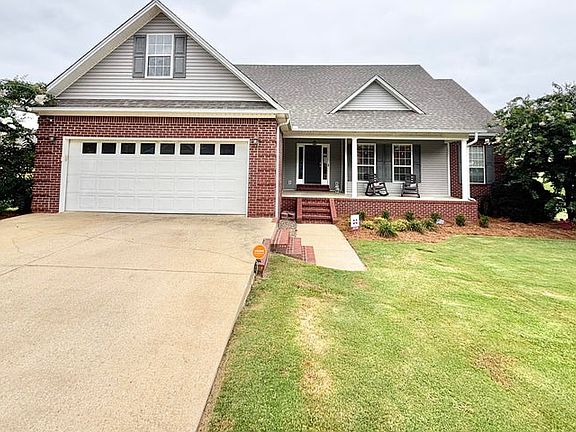 3rd image of 117 Oakleigh Dr