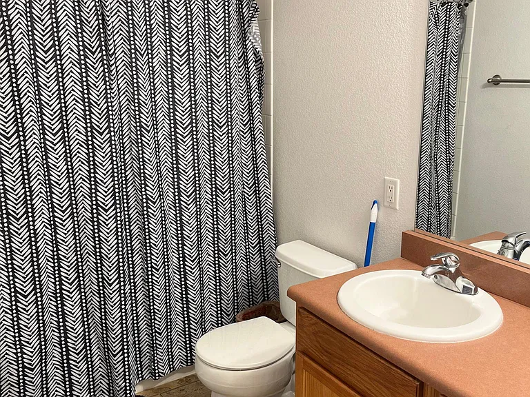 511 River View Dr #1405 — Photo 11