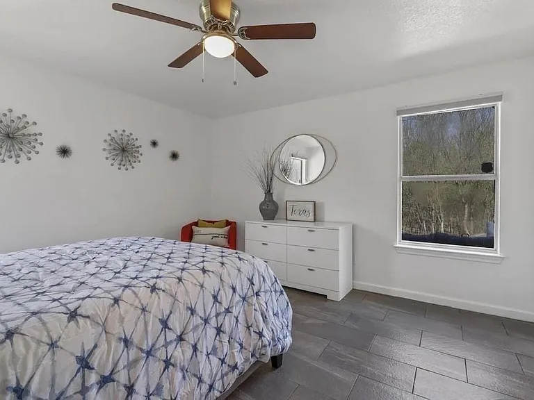3606 Kayewood Dr — Photo 1
