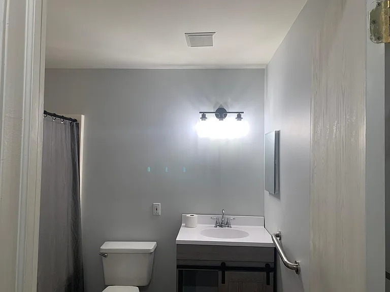 1127 S Lake Dr #208 — Photo 22