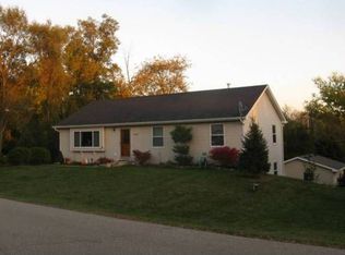 32869 Bayview Dr, Burlington, WI