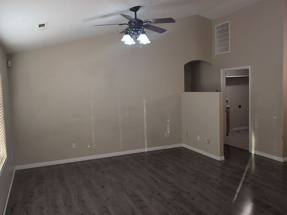 4th image of 102 S 430 East Cir