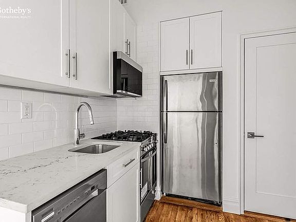 4th image of 101 W 80th St APT 3E