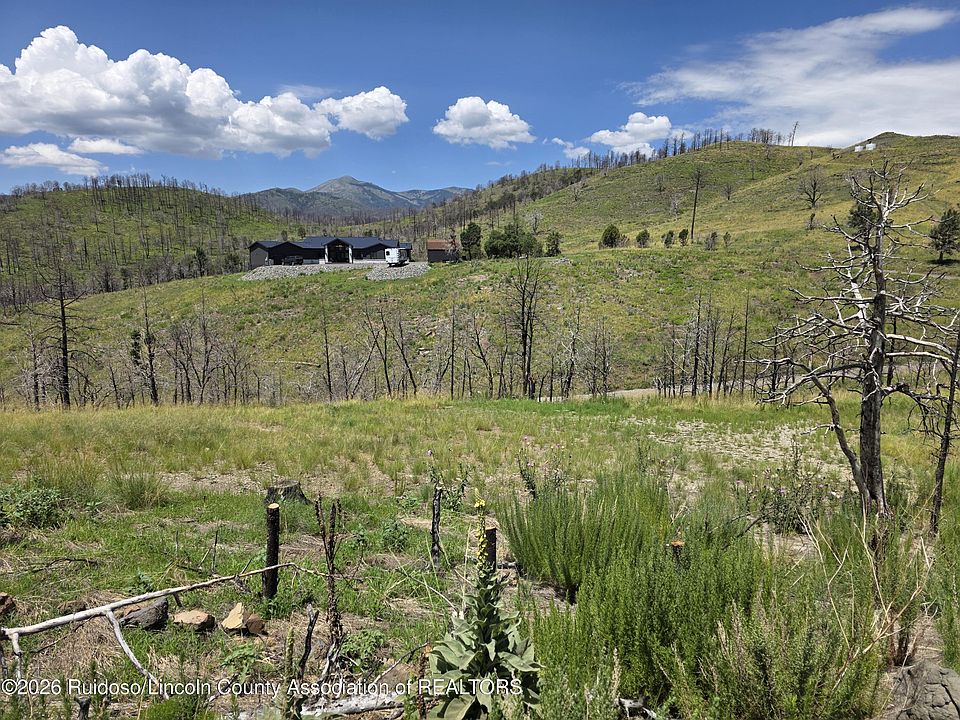 1st image of 101 Twin Pines Rd