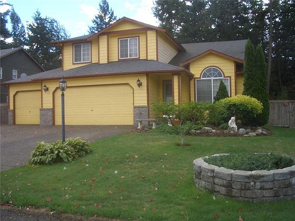 5th image of 2802 174th St E
