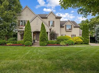 9358 Highbury Ct, Powell, OH 43065