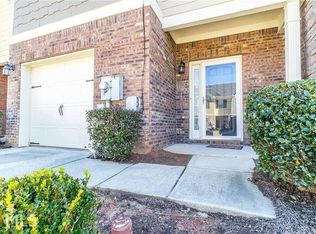 35 Burns View Ct, Lawrenceville, GA 30044
