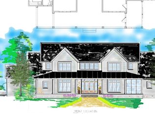 1044 N 2nd Ave, St Charles, IL 60174