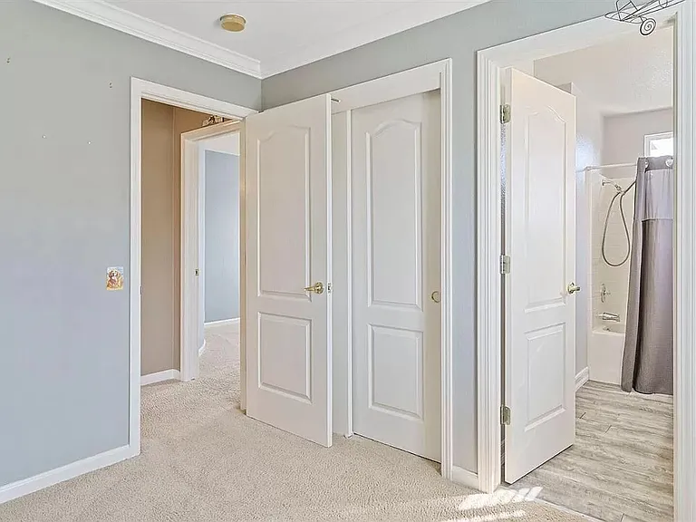 2293 Joseph Damon Dr — Photo 24