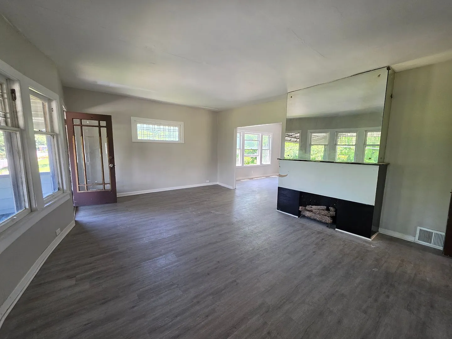 11419 Durant Avenue — Photo 3