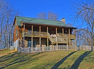 3056 Spaulding Rd, Christiansburg, VA 24073