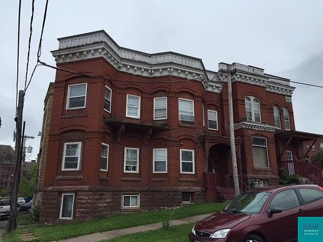 2nd image of 217 N 2nd Ave E #219