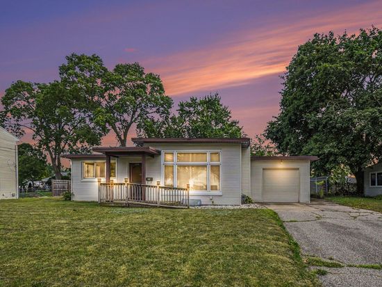 3810 Cheyenne Dr SW, Grandville, MI 49418