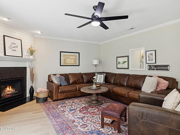5th image of 9961 Coral Springs Ln