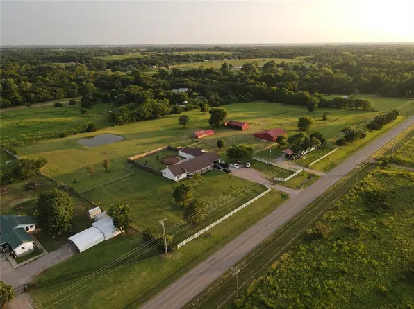 7576 E Maguire Rd, Noble, OK 73068