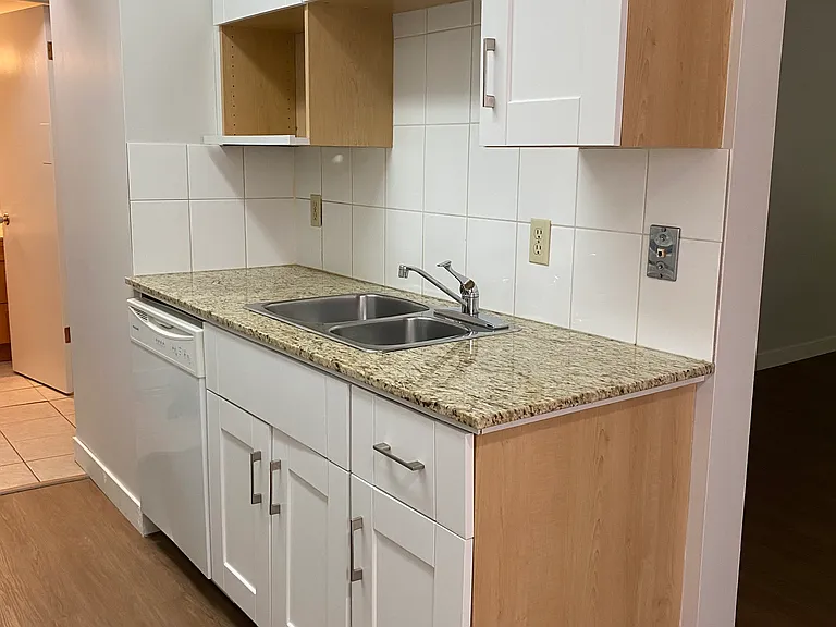 604 1st Ave NW #108 — Photo 11