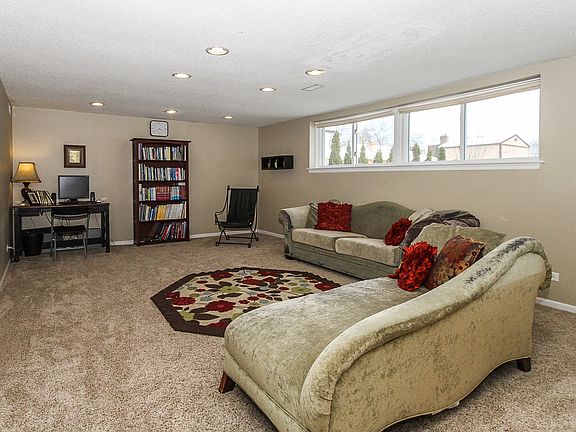 5th image of 103 Patricia Dr