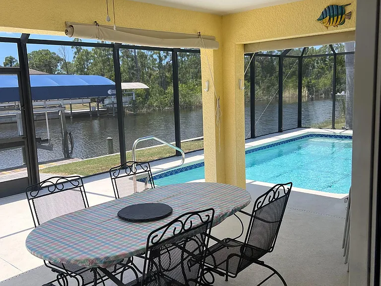 15484 Alsace Cir — Photo 20