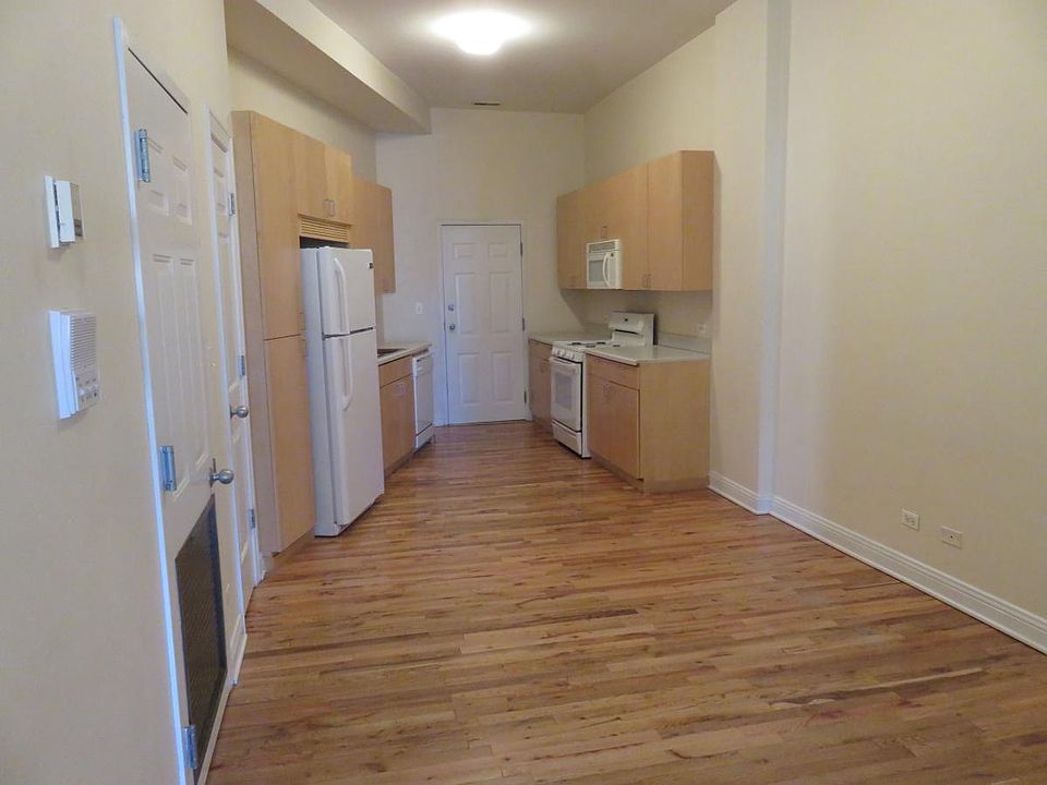 1st image of 2300 N Milwaukee Ave #2A