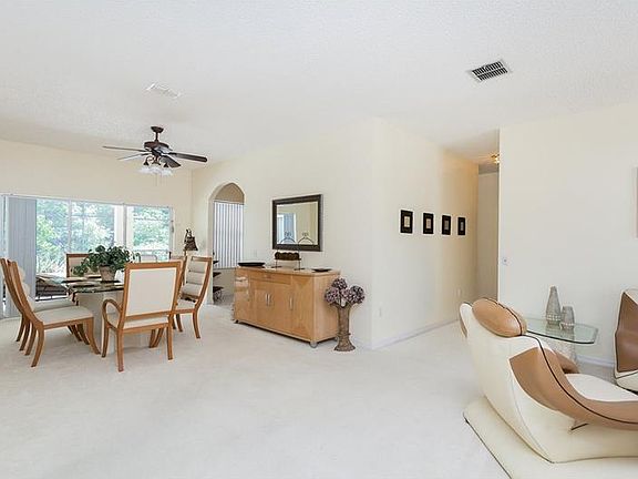 4th image of 5401 Dahlia Reserve Dr