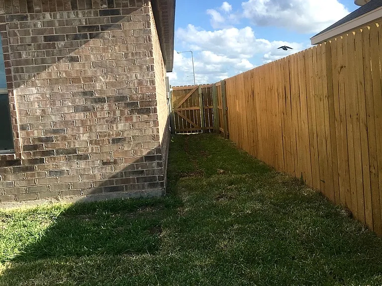 3873 Tolosa St — Photo 41