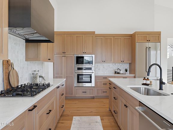 5th image of 4060 W Crest Ct