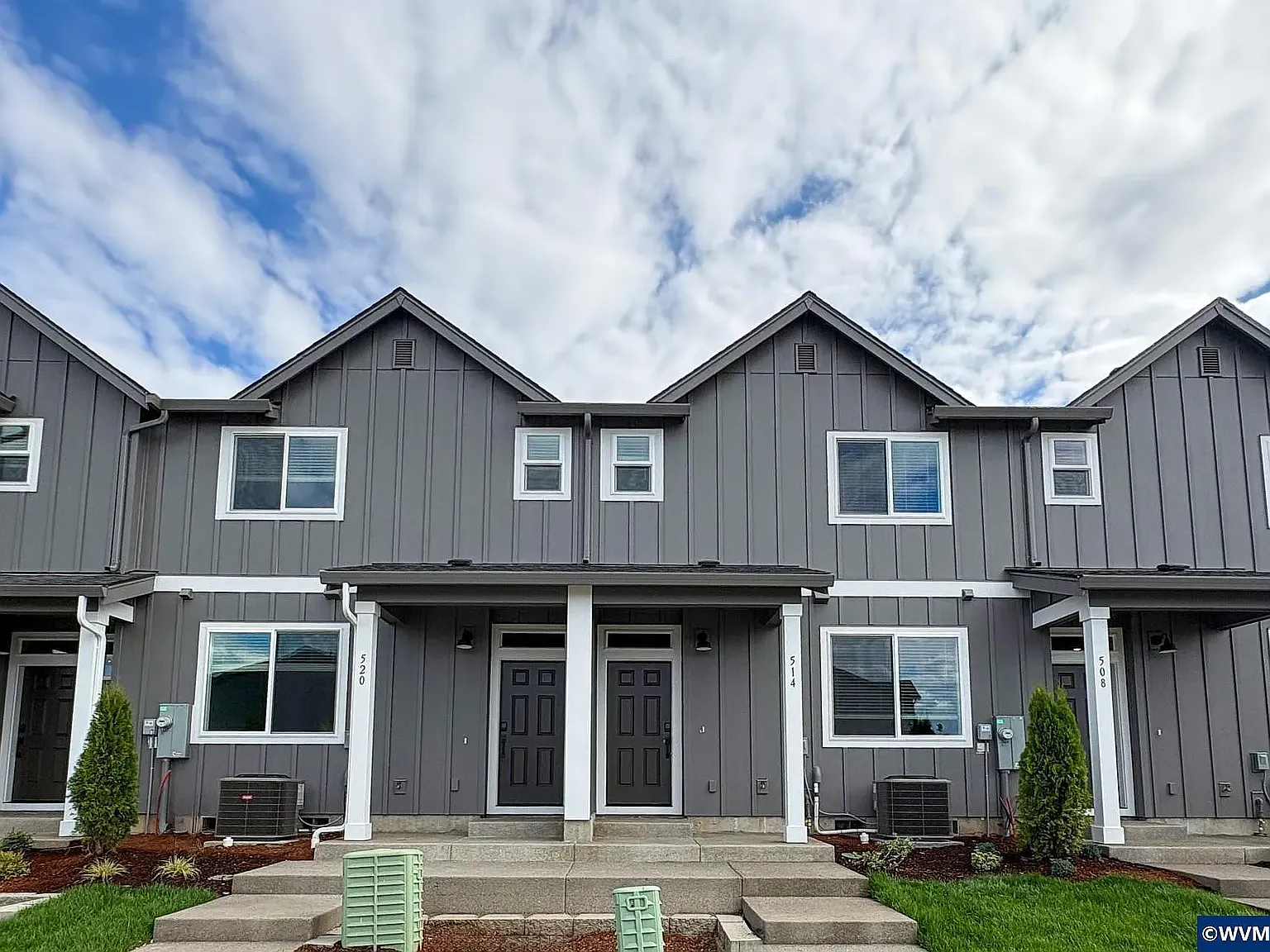 3 bed, 2.5 bath, 1414 sqft, $2,450 — Photo 1
