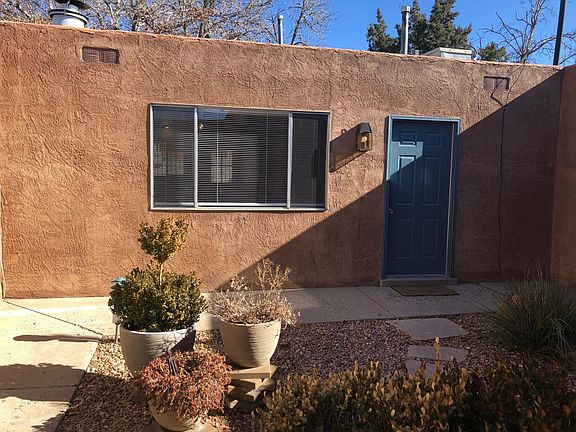 2nd image of 3104 Lori Pl NE #B