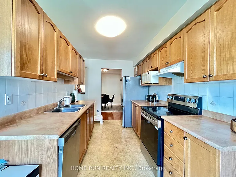 217 Deerfox Dr — Photo 12