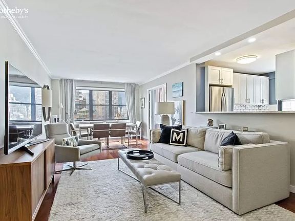 3rd image of 301 E 63rd St APT 16F
