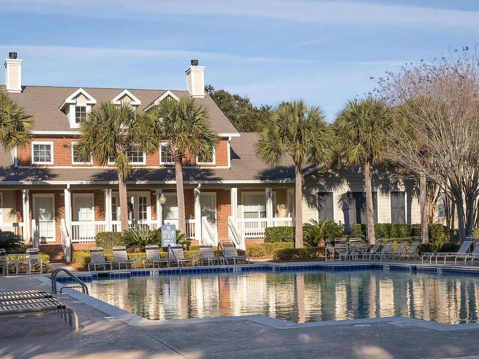 Club House