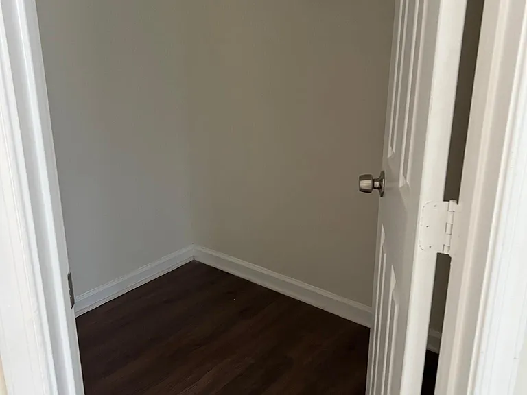 Master Bath Suite 3